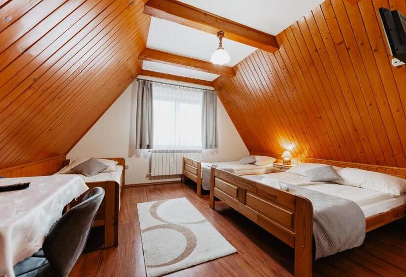 スタンダード４人部屋, Willa Ostoja