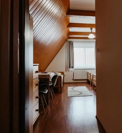 スタンダード４人部屋, Willa Ostoja