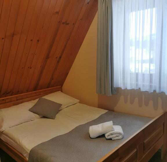 エコノミールーム, Willa Ostoja