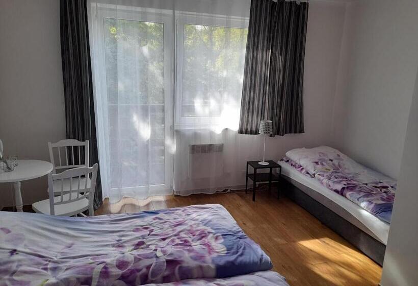 Quarto Triplo Estandar com Sacada, Ośrodek Wypoczynkowy Sum