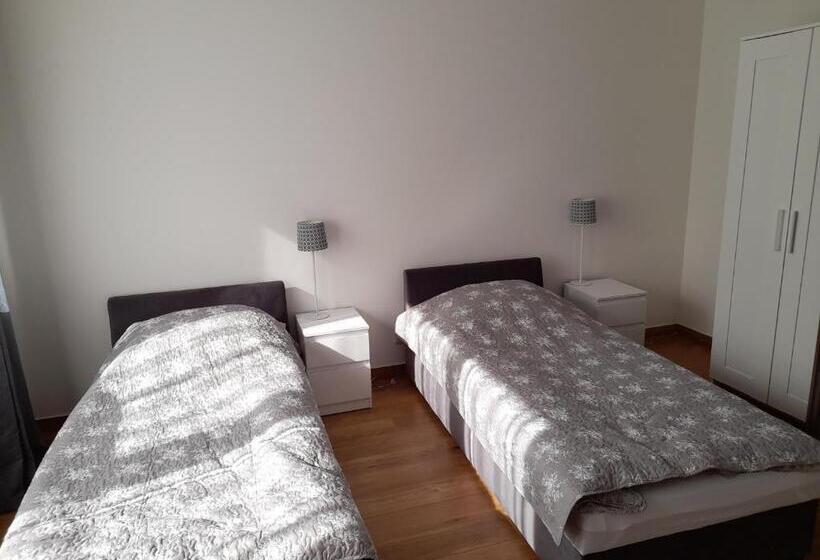 스탠다드 트리플 발코니 룸, Ośrodek Wypoczynkowy Sum