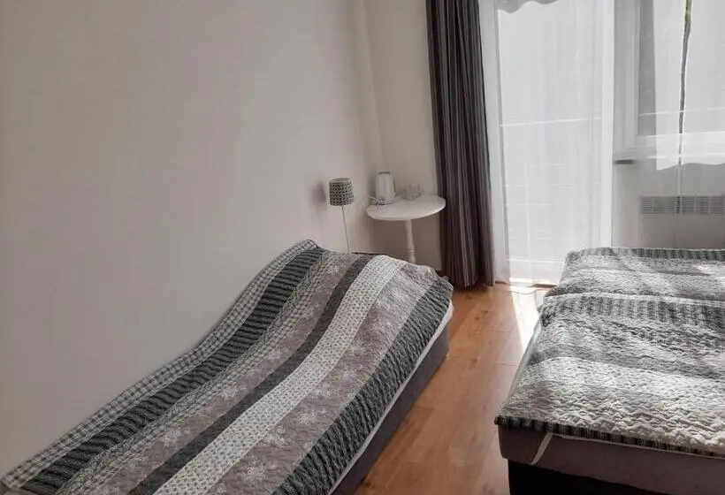Standard Kolmen Hengen Huone, Ośrodek Wypoczynkowy Sum