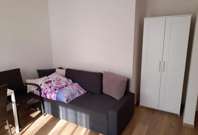 스탠다드 발코니 스튜디오, Ośrodek Wypoczynkowy Sum