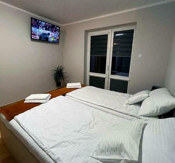 اتاق استاندارد با بالکن, Villa Adamar   Masaże & Jacuzzi