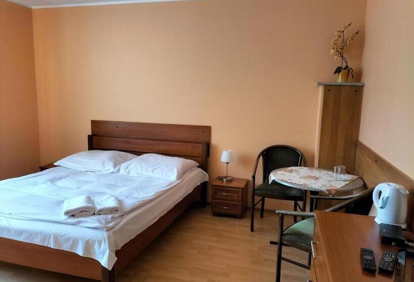 اتاق استاندارد, Gościniec U Zawierki