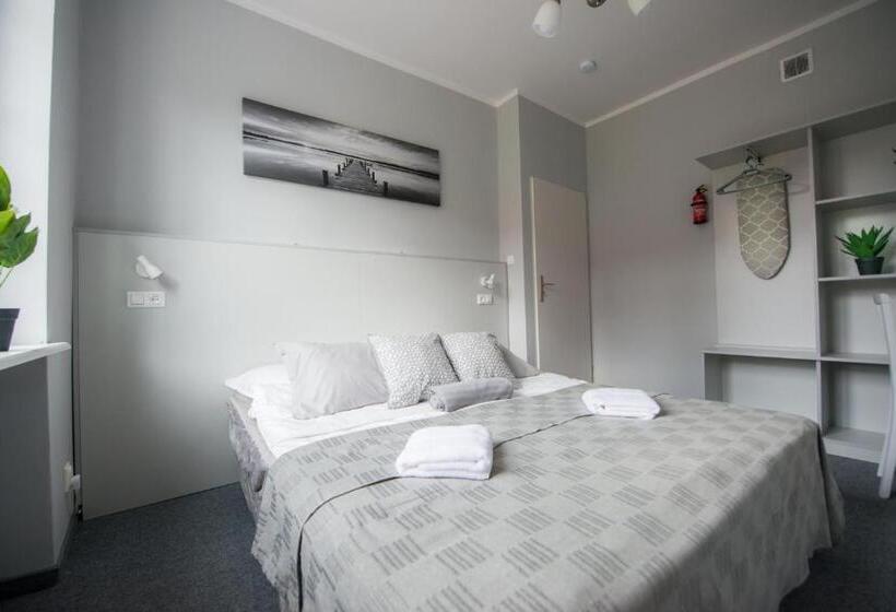 חדר סטנדרט חדר אמבטיה משותף, Wide Street