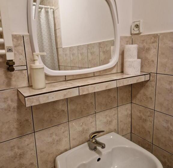 スタンダードトリプルルーム, Zajazd Leśny Tuszyn