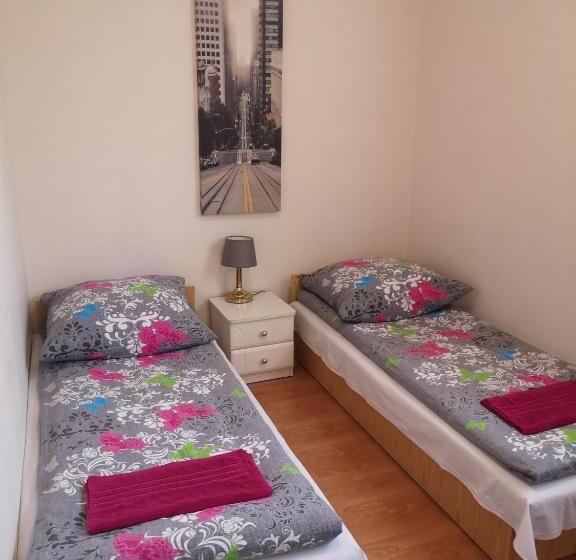 スタンダードルーム, Zajazd Leśny Tuszyn