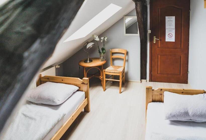 חדר סטנדרט חדר אמבטיה משותף, Zajazd Pod Lipami