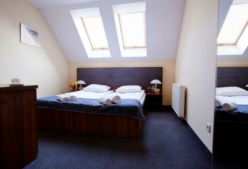 Номер Стандарт, Aparthotel W Pałacu