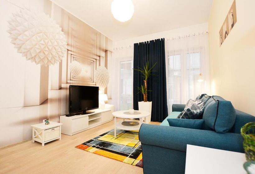 استودیوی استاندارد, Apartamenty Bałtycka6