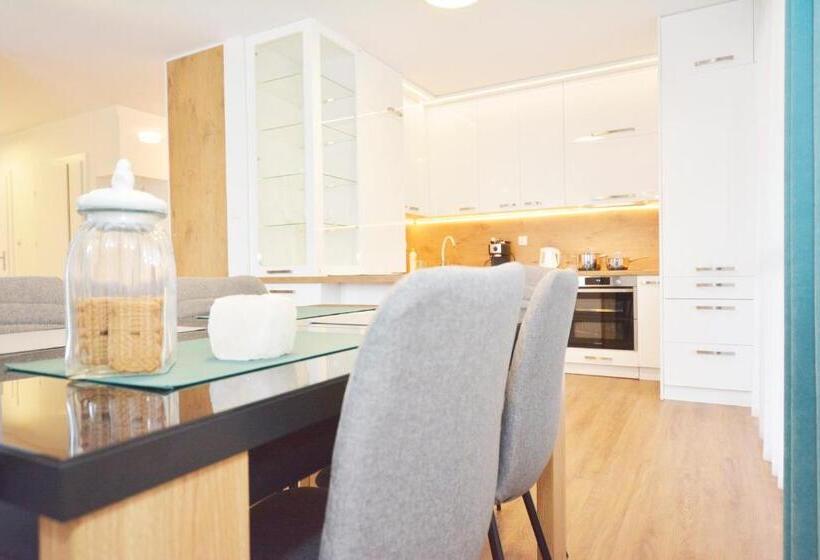 آپارتمان سوپریور 1 خوابه, Apartamenty Bałtycka6
