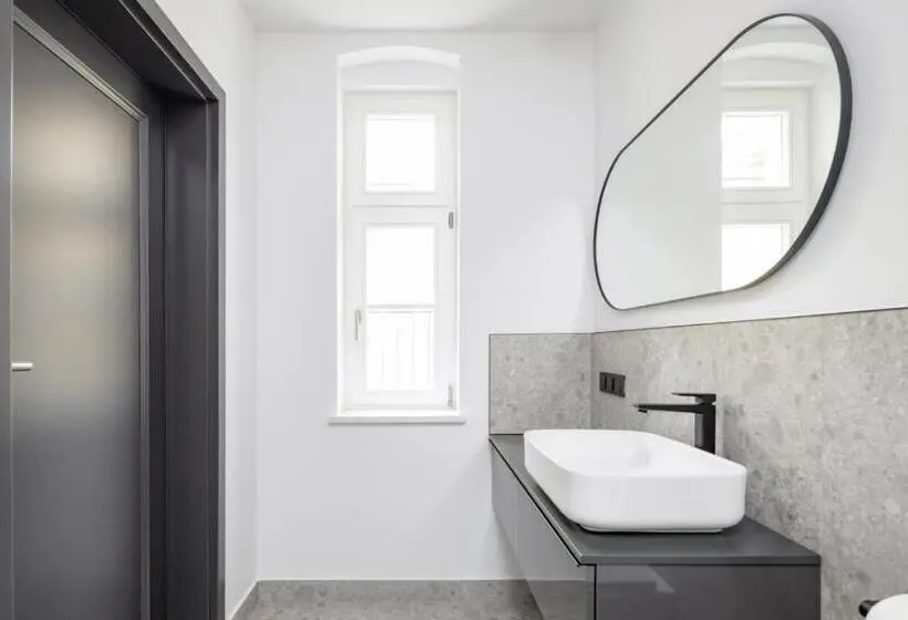 １ベッドルームのデラックスアパートメント, Apartamenty L11, Limanowskiego
