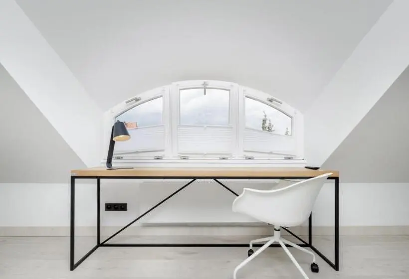 １ベッドルームペントハウスアパート, Apartamenty L11, Limanowskiego