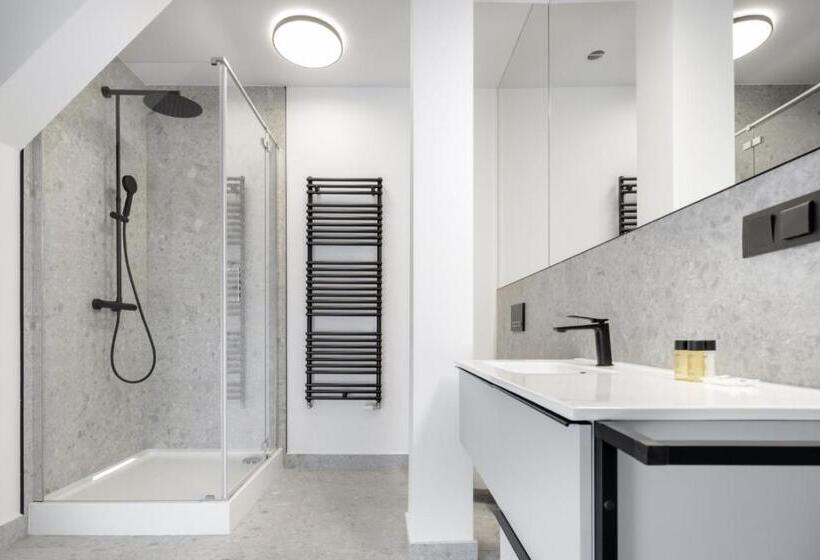 דירת פנטהאוז 1 חדרי שינה, Apartamenty L11, Limanowskiego