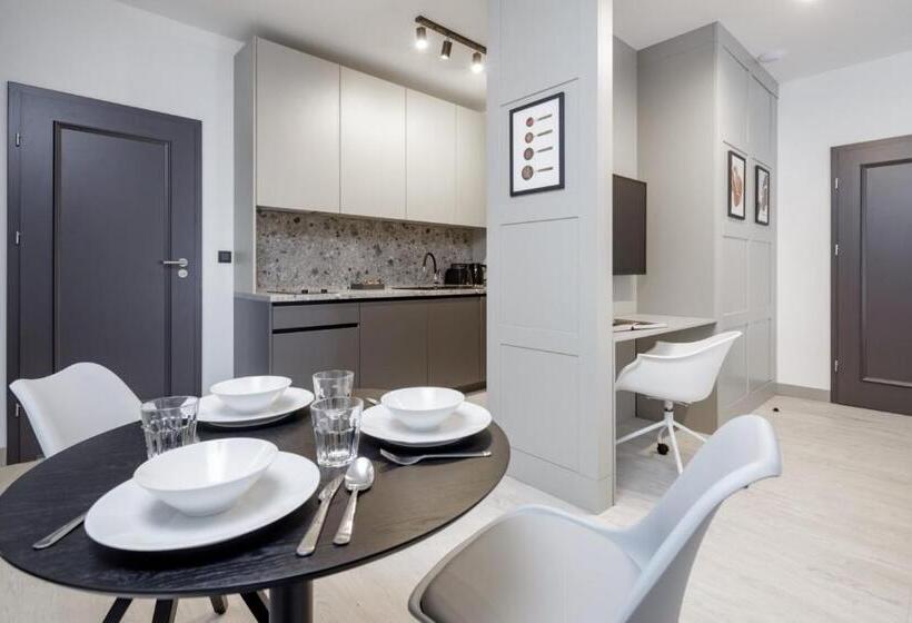 آپارتمان لوکس 1 خوابه, Apartamenty L11, Limanowskiego