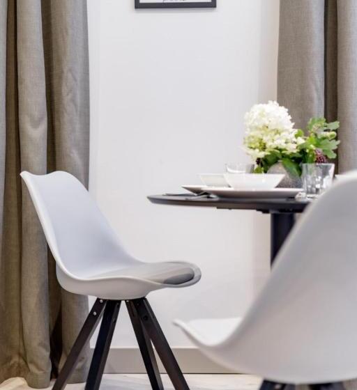 استودیوی استاندارد, Apartamenty L11, Limanowskiego