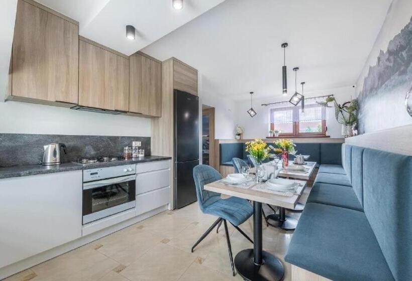 اتاق لوکس, Biały Jeleń Z Basenem I Jacuzzi