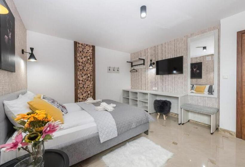 اتاق لوکس چهار تخته, Biały Jeleń Z Basenem I Jacuzzi