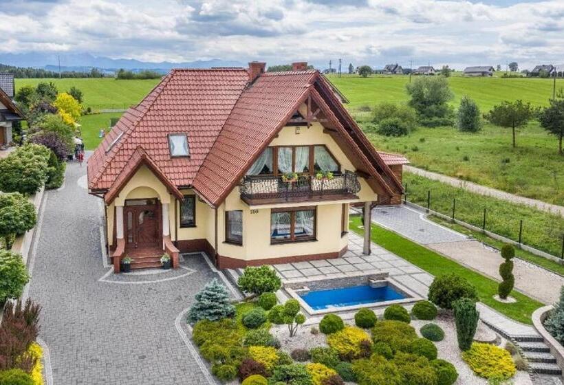 اتاق استاندارد چهار تخته, Biały Jeleń Z Basenem I Jacuzzi