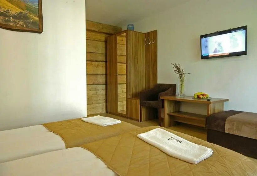 スタンダードトリプルルーム, Dom Na Skale   Apartamenty W Bieszczadach Nad Soliną
