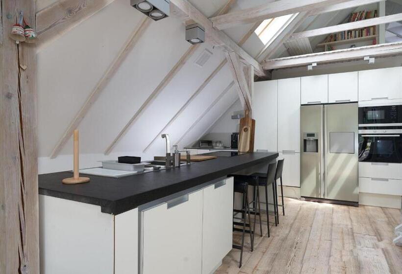 1 Bedroom Apartment Lake View, Dobra Chata Jaśkowo