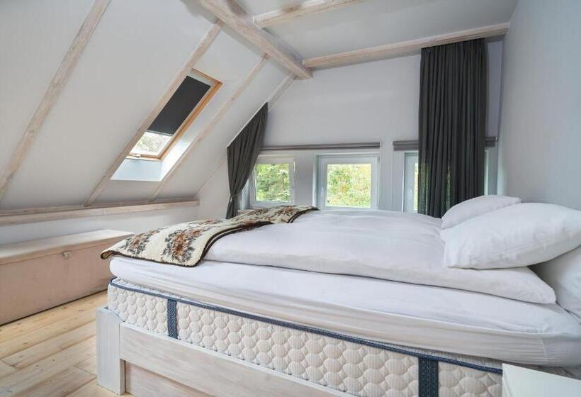 1 Bedroom Apartment Lake View, Dobra Chata Jaśkowo