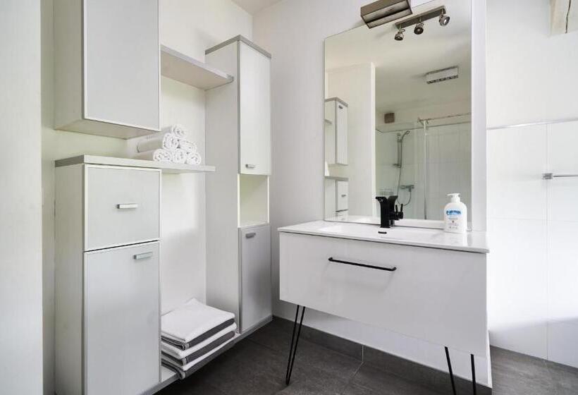 1 Bedroom Apartment Lake View, Dobra Chata Jaśkowo