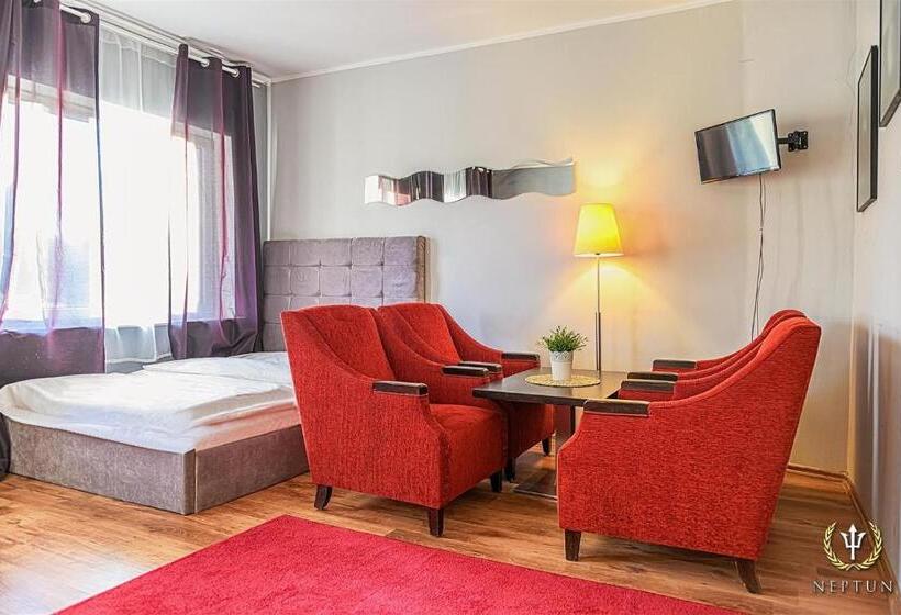 Quarto Familiar, Neptun ψ Resort