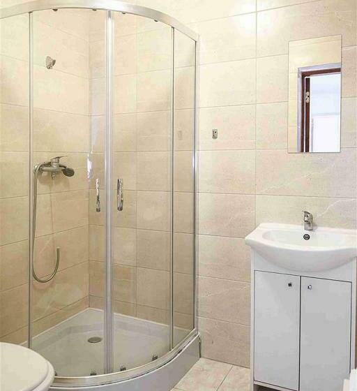 Quarto Familiar, Neptun ψ Resort