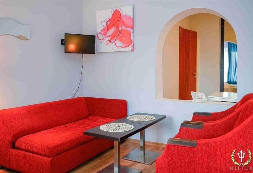 Quarto Familiar, Neptun ψ Resort