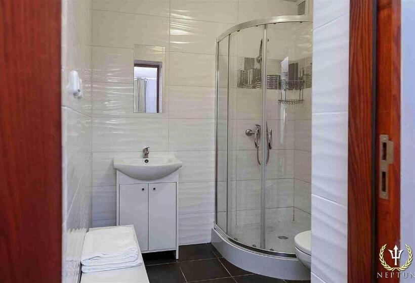 غرفة عائلية, Neptun ψ Resort