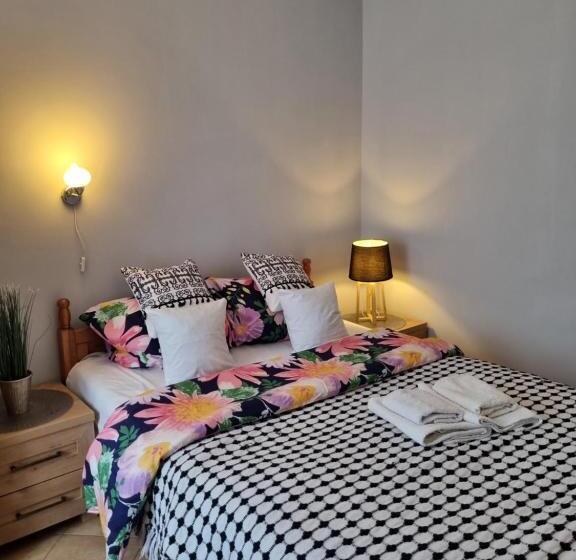 חדר סטנדרט, Zaułek