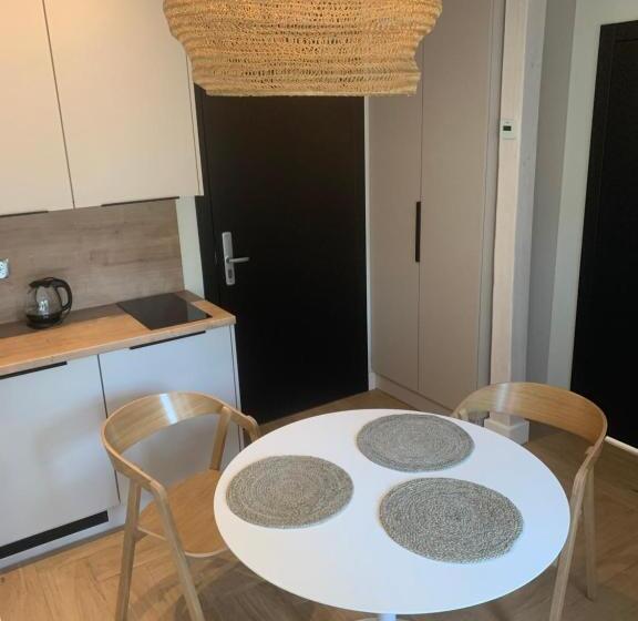 סטודיו סטנדרט עם מרפסת, Na Wczasowej