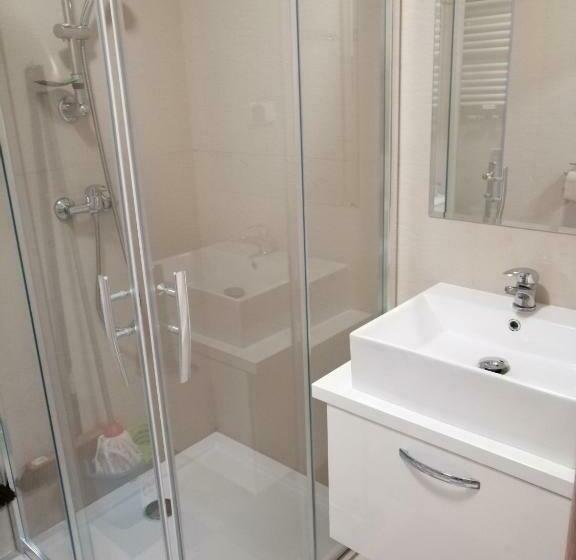 غرفة قياسية ثلاثية, Ośrodek Wczasowy Medyk Pum