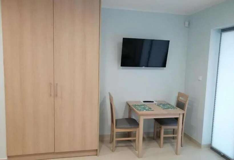 Standard-invahuone, Ośrodek Wczasowy Medyk Pum