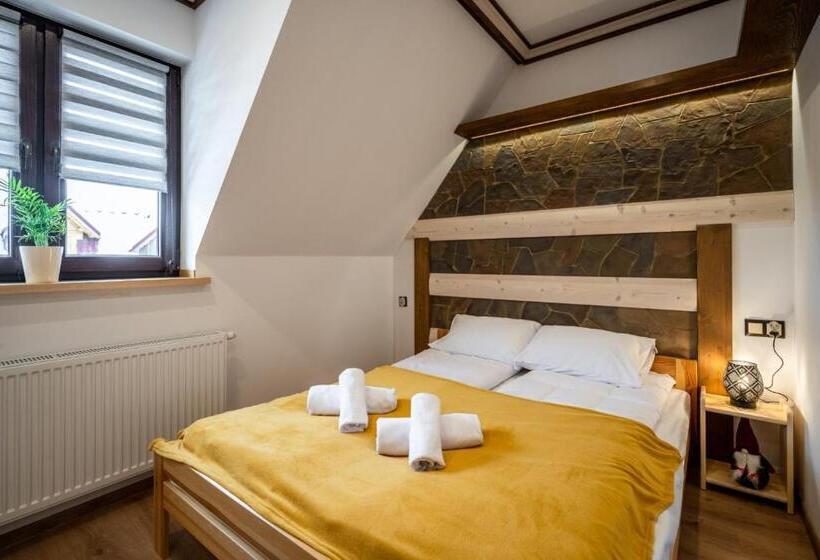 스탠다드 룸, Domek U świerków