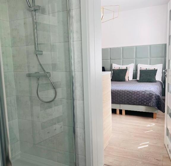 דירת חדר בקומת קרקע, Apartamenty Pokoje Willa Bielany