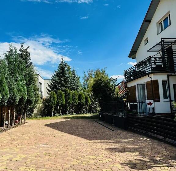 חדר סטנדרט עם מרפסת, Apartamenty Pokoje Willa Bielany