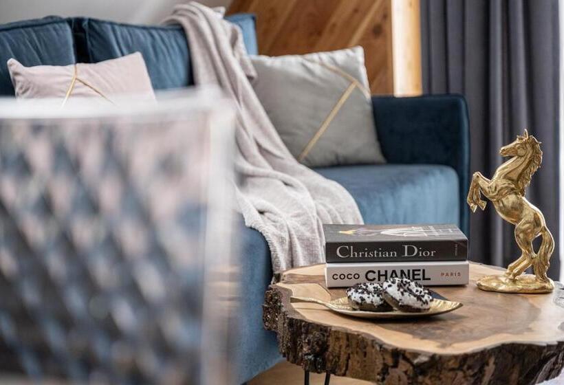 سوییت, Wrota Chałubińskiego