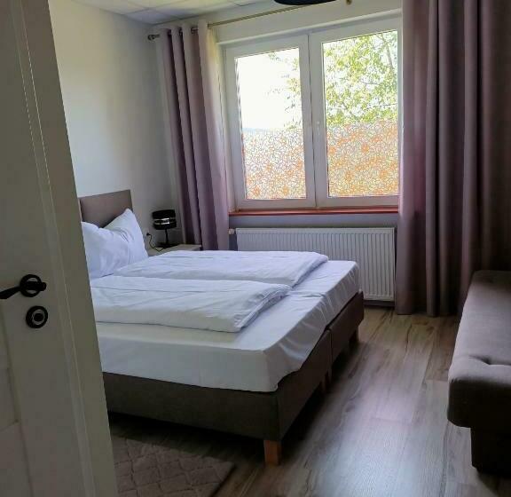 Номер Superior, Zielone Wzgórze