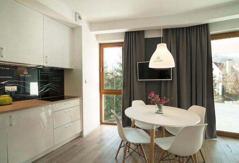 آپارتمان 1 خوابه با بالکن, Apartamenty Willowa