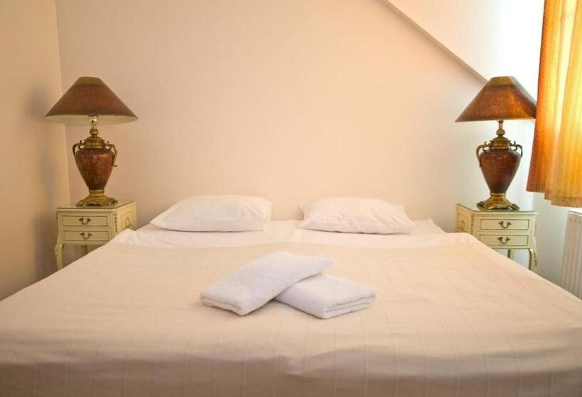 标准间, Jagnienawinie