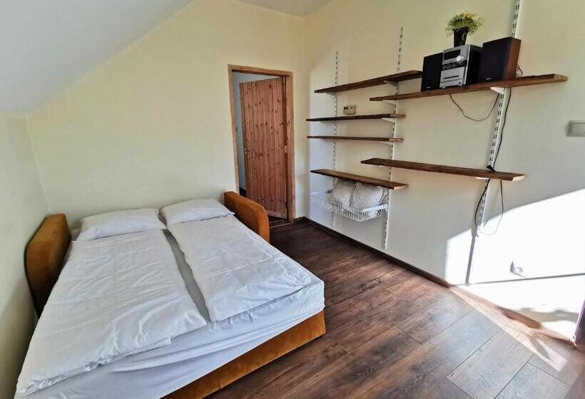 1 Bedroom Apartment Lake View, Jagnienawinie