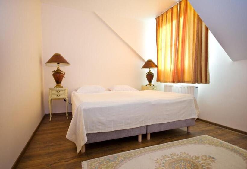 标准间, Jagnienawinie