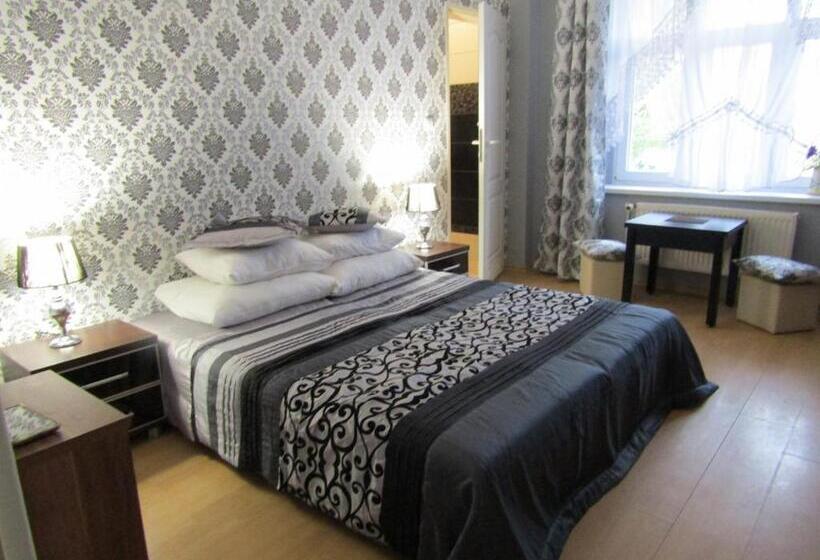 חדר דלוקס, Lawendowy Dworek