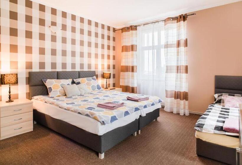 חדר סטנדרט לשלושה, Lawendowy Dworek