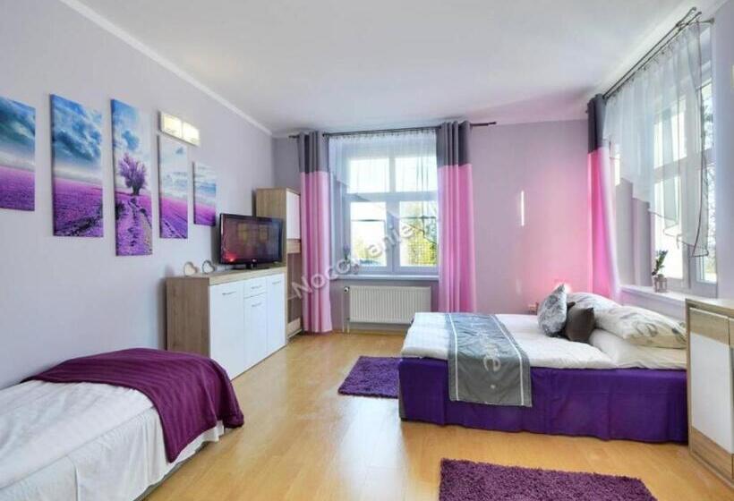 חדר סטנדרט לשלושה, Lawendowy Dworek