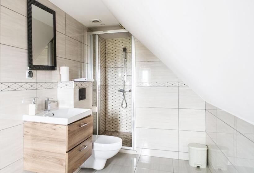 חדר סטנדרט לארבעה, Lawendowy Dworek