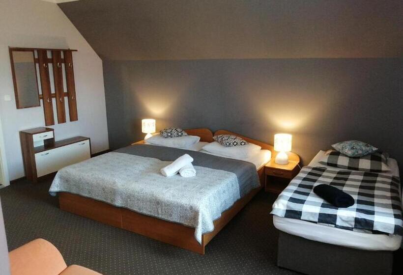 חדר סטנדרט לשלושה, Lawendowy Dworek